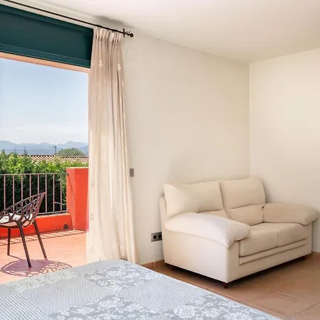 Flateli Villa